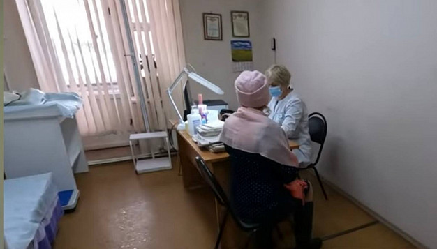 Медикам в городах до 100 тысяч человек будут доплачивать от 13 до 50 тысяч рублей в месяц
